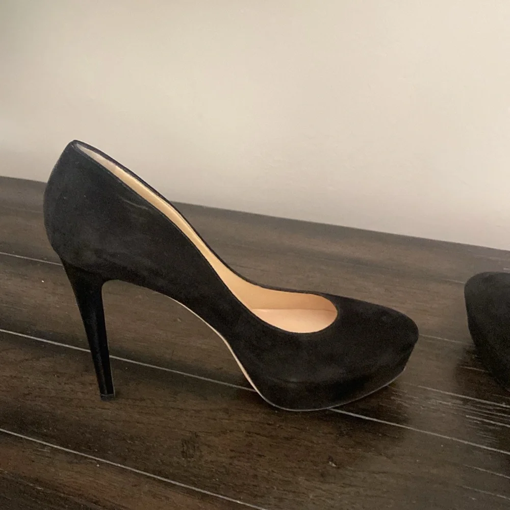 Jimmy Choo Black Heels Classic Suede Pumps - Picture 5 of 8